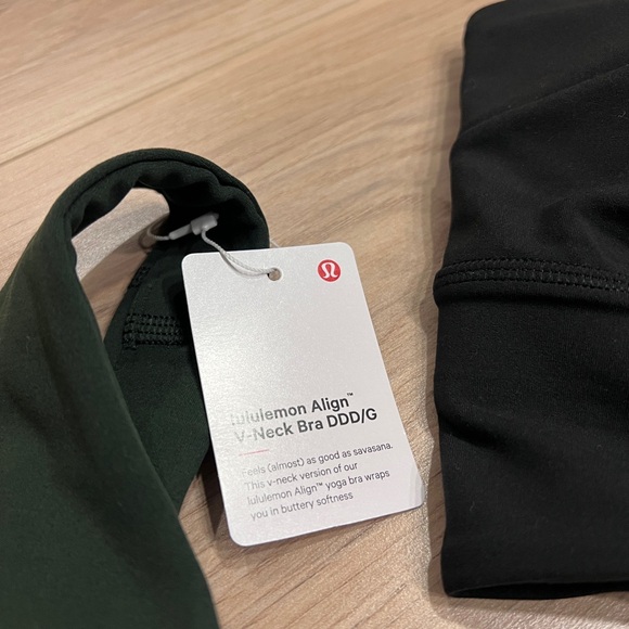 Lululemon align vneck bra - Picture 2 of 4